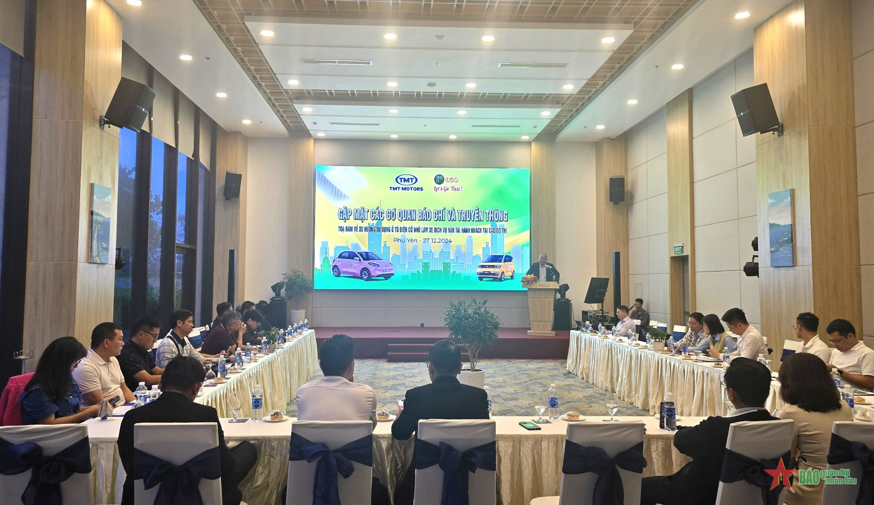 Xu hướng sử dụng ô tô điện cỡ nhỏ làm dịch vụ vận tải hành khách